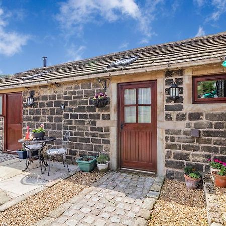 Jim'S Barn Villa Diggle Exterior photo