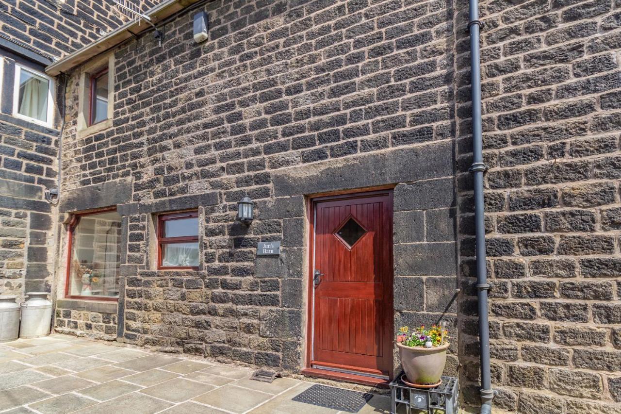 Jim'S Barn Villa Diggle Exterior photo